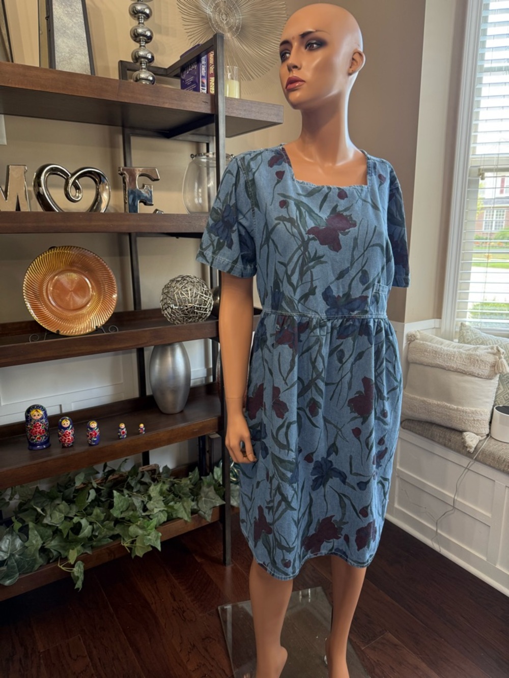 Blue Floral Midi Dress with Square Neck loose fit Medium poof short sleeve denim